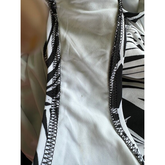 Victoria's Secret PINK Tropical Palm Side Cut Out Low Back One Piece Swimsuit XL - Picture 9 of 9